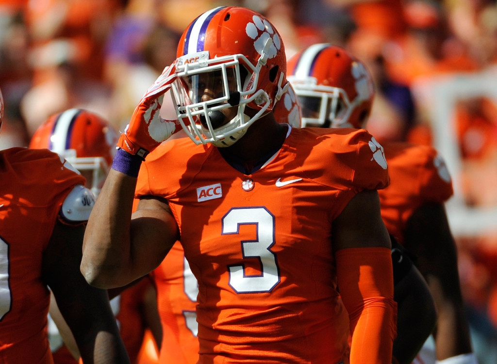 Clemson OLB Vic Beasley - Rainier Ehrhardt